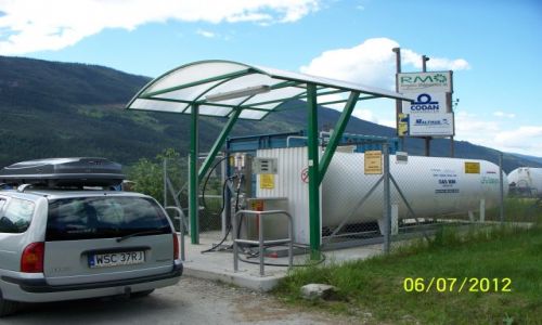 NORWEGIA / - / Ringebu / Tankowanie gazu lpg