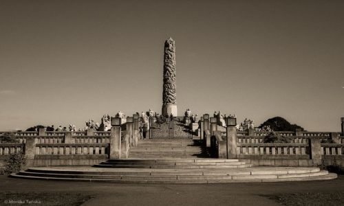 Zdjecie NORWEGIA / - / Vigelandsparken / Monolit