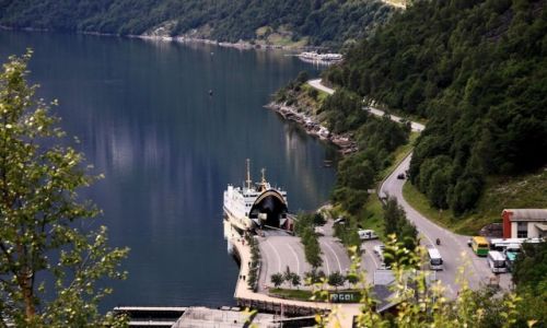 Zdjecie NORWEGIA / Hordaland / Geiranger / PRZYSTA PROMOWA