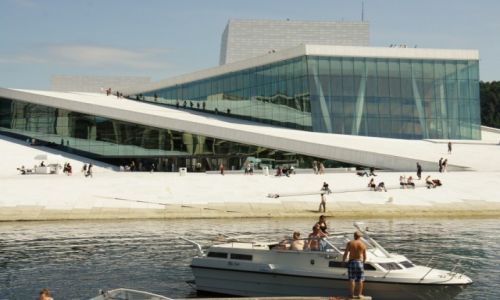 Zdjecie NORWEGIA / Oslo / Oslo / Randka na dachu opery w Oslo