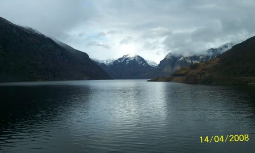 Zdjecie NORWEGIA / - / paskowy Hardangervidda / pokocha FIORDY