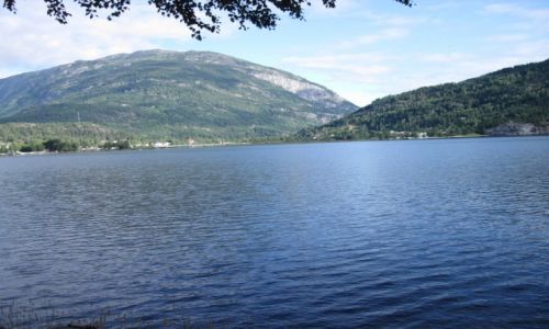 Zdjcie NORWEGIA / Telemark / Seljord / Norwegia 2013 - Seljord - widok na gr Skorve