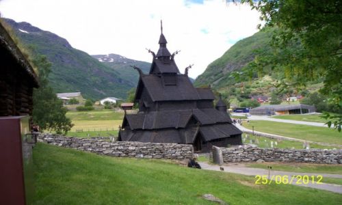 Zdjecie NORWEGIA / - / Borgund / Stavkyrkje w BBorgund