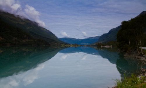Zdjecie NORWEGIA / Jotunheimen / okolice Fillefjell / Camping nad jeziorem Tyin