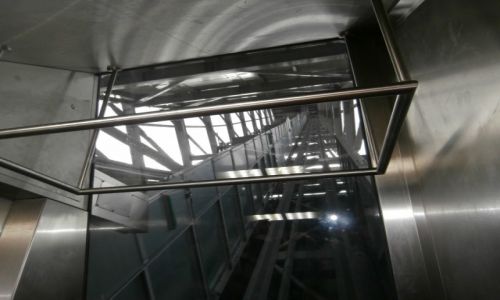 Zdjęcie NORWEGIA / oslo / skocznia holmenkolen / na szczyt skoczni