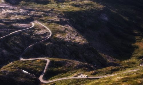 Zdjecie NORWEGIA / Joutenheim / Geiranger / Krte drogi Norwegii