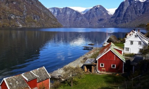 Zdjecie NORWEGIA / Sogn og Fjordane / Aurland / Aurlandsfjord