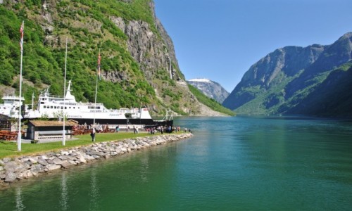 Zdjęcie NORWEGIA / Sogn og Fjordane / Gudvangen / Nærøyfiorden