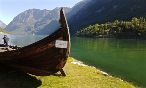 Zdjecie NORWEGIA / Sogn og fiordne / Gudvangen / wiosna...