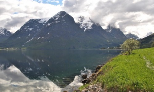 Zdjcie NORWEGIA / Sogn og Fjordane / Stryn / wiosna...