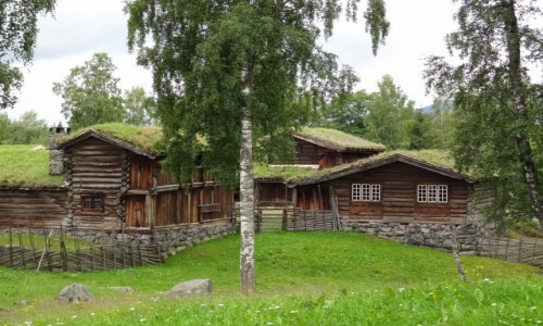 Zdjcie NORWEGIA / Nie pamitam ju gdzie / Domki nad jeziorem / Urodzie tej architektury trudno si oprze