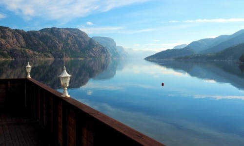 Zdjcie NORWEGIA / Rogaland / Hollesli / Sielanka nad Lysefjorem 2