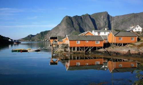 Zdjcie NORWEGIA / Lofoty / Sakrisøy / Sakrisøy rorbuer
