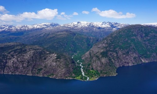 Zdjecie NORWEGIA / Hordaland / W okolicach Oddy / Aakrafjorden