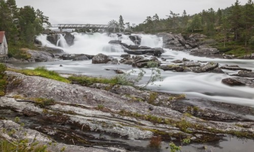 Zdjcie NORWEGIA / pn. Norwegia / Vallestadfossen / Vallestadfossen