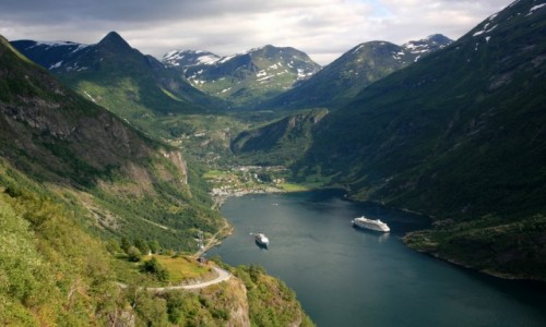 Zdjecie NORWEGIA / Møre og Romsdal / Geirangerfjord / Krl fiordw