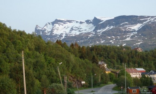 NORWEGIA / droga 825 / przed Lofotami / Wjazd do Grovfjord