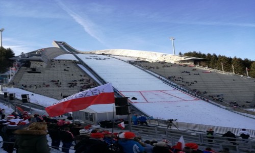 Zdjęcie NORWEGIA / - / Holmenkolen / kOLEBKA GLOBALNYCH SKOKÓW Skocznia Holmenkolen