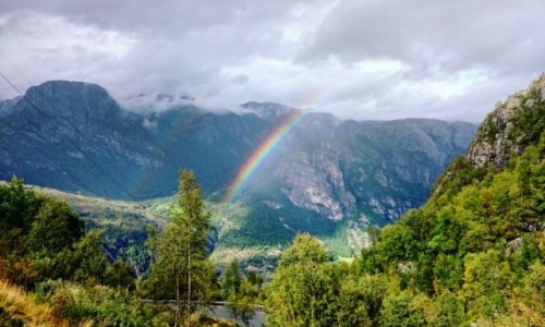 Zdjecie NORWEGIA / Ryfylke / Kjerag Cafe & Restaurant / Cud natury
