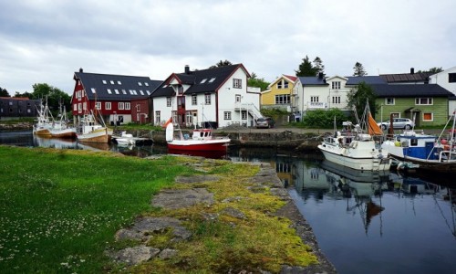 NORWEGIA / Lofoty / Kabelvåg / Przysta