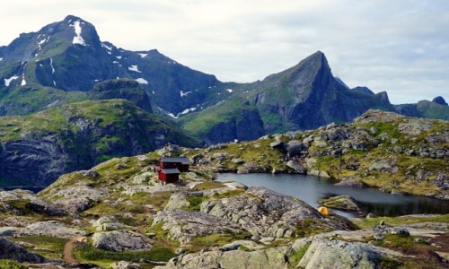 Zdjcie NORWEGIA / Lofoty / Wyspa Moskenesøya / Schronisko Munkebu