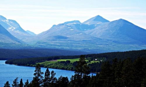 Zdjcie NORWEGIA / Rondane / Jezioro Atnsjoen / Droga 27 z widokiem na gry Rondane