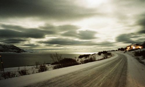 Zdjecie NORWEGIA / FINNMARK / Poudniowy Porsangerfjorden / FIORD