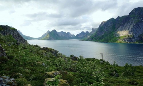 Zdjecie NORWEGIA / Lofoty / Moskenesøya / Troch soca, troch chmur