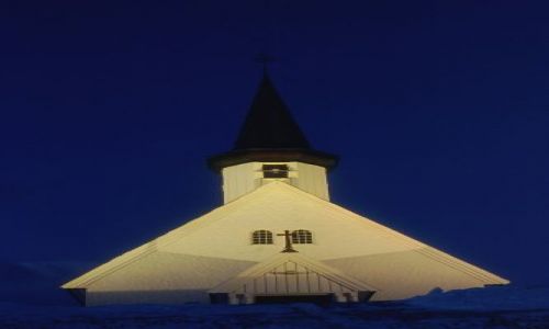 Zdjęcie NORWEGIA / FINNMARK / BERLEVAG / KOŚCIÓŁ W BERLEVAG