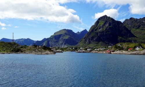 Zdjcie NORWEGIA / Lofoty / Wyspa Moskenesoy  / Å i Tind 