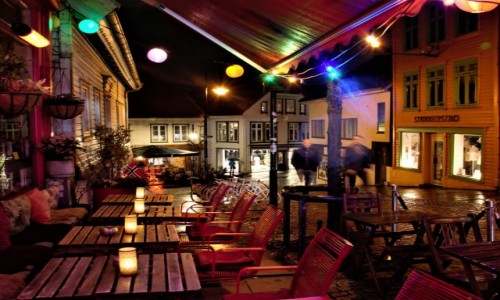 Zdjcie NORWEGIA / Zachodnia Norwegia / Stavanger / kolorowo w nocy