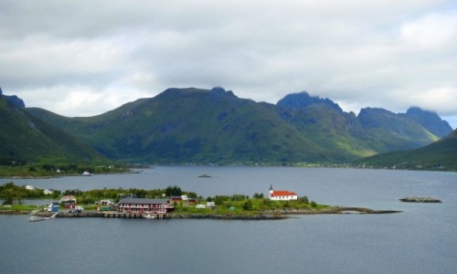 Zdjecie NORWEGIA / Lofoty /  Okolice Svolvaer / Koci na cyplu
