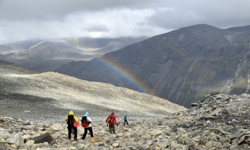 Zdjęcie NORWEGIA / Oppland / Galdhopiggen / tęcza w górach Jotunheimen