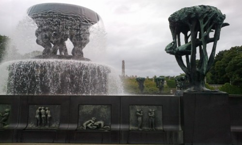 Zdjecie NORWEGIA / Oslo / Oslo / Park rzeb