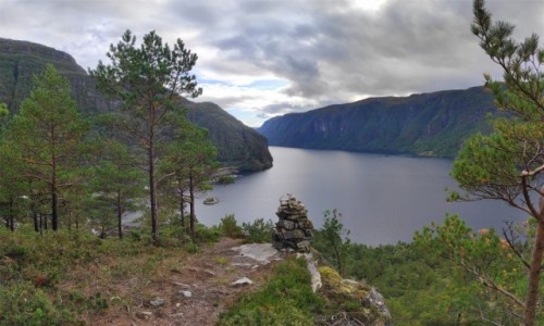 Zdjcie NORWEGIA / Vestland / Stanghelle / Widok na Veafjorden