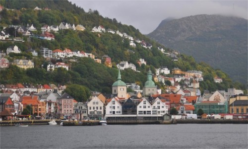 Zdjcie NORWEGIA / Vestland / Bergen / Pochmurne, deszczowe Bergen