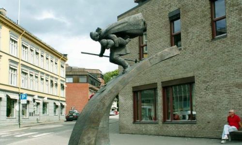 Zdjęcie NORWEGIA / brak / Lillehammer / Narciarz