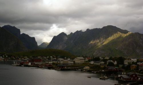 Zdjecie NORWEGIA / brak / lofoty / lofoty miasto artystw