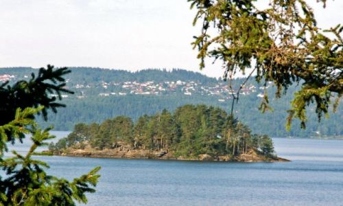 Zdjęcie NORWEGIA / Skandynawia / Gansvika / Jezioro Qyren 02