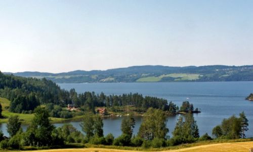 Zdjcie NORWEGIA / Skandynawia / Gansvika / Jezioro Qyren 05