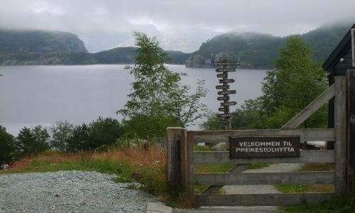 Zdj�cie NORWEGIA / po�udnie Norwegii / Preikestolhytta / Preikestolhytta