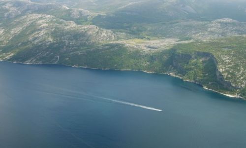Zdjęcie NORWEGIA / południe Norwegii / Preikestolen/Lysefjorden / Motorówka