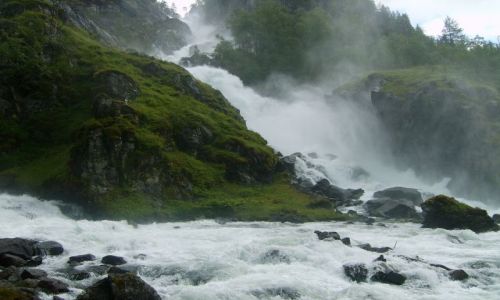 Zdjęcie NORWEGIA / południe Norwegii / Odda / Wodospad