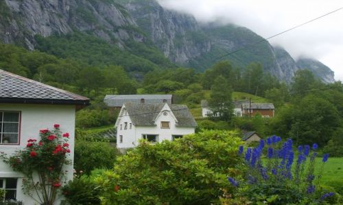 Zdjecie NORWEGIA / okolice Eidfjord / Sima / Osiedle:)