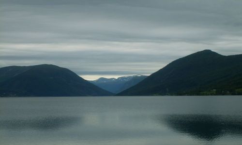 Zdjęcie NORWEGIA / okolice Byrkjelo / brak / W drodze na lodowiec2