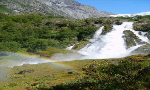 Zdjęcie NORWEGIA / Jostedalsbreen Nasjonalpark / brak / Trochę lodowca, trochę wodospadu, trochę tęczy...