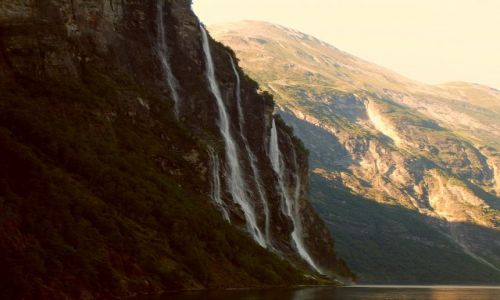 Zdjecie NORWEGIA / Geirangerfjord / brak / Siedem sióstr