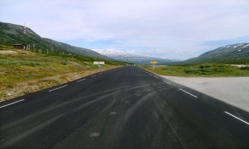 Zdjęcie NORWEGIA / W drodze do Lom / brak / Pustkowie