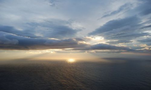 Zdjecie NORWEGIA / Finnmark, Mageroya / Nordkapp / Widok z Nordkapp w dzień polarny