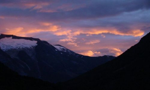 Zdjęcie NORWEGIA / Sogn og Fjordane / Hjelledalen / wieczór